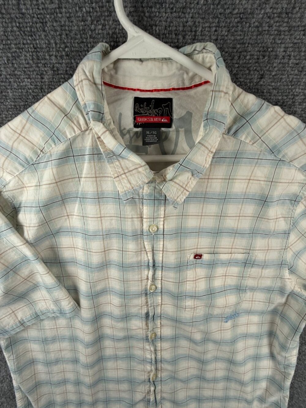 Quiksilver Short Sleeve Button Up Shirt Men Woven XL Blue White Plaid Adult